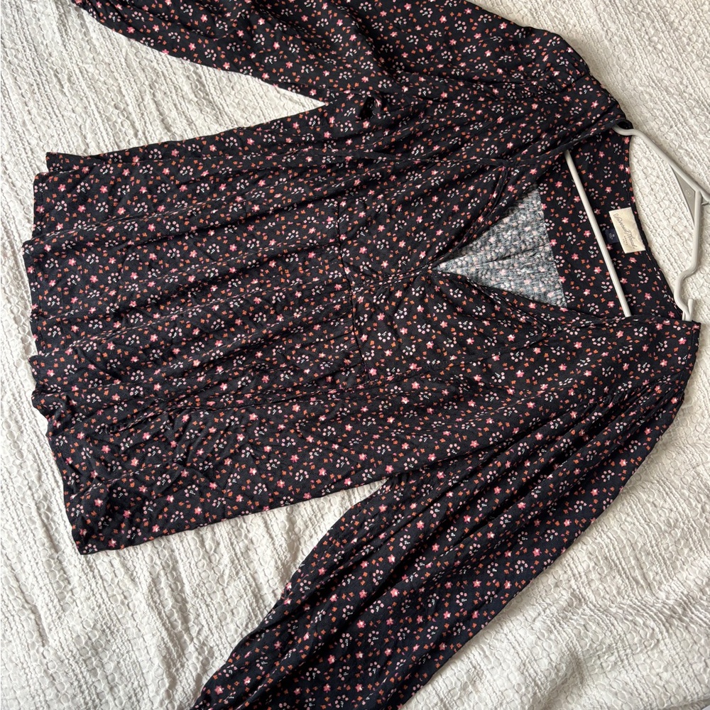 Universal Thread Black Floral Blouse